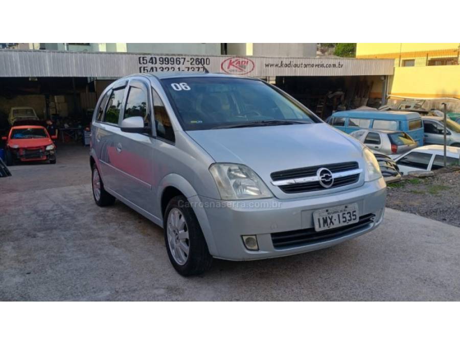 CHEVROLET - MERIVA - 2006/2006 - Prata - R$ 26.900,00