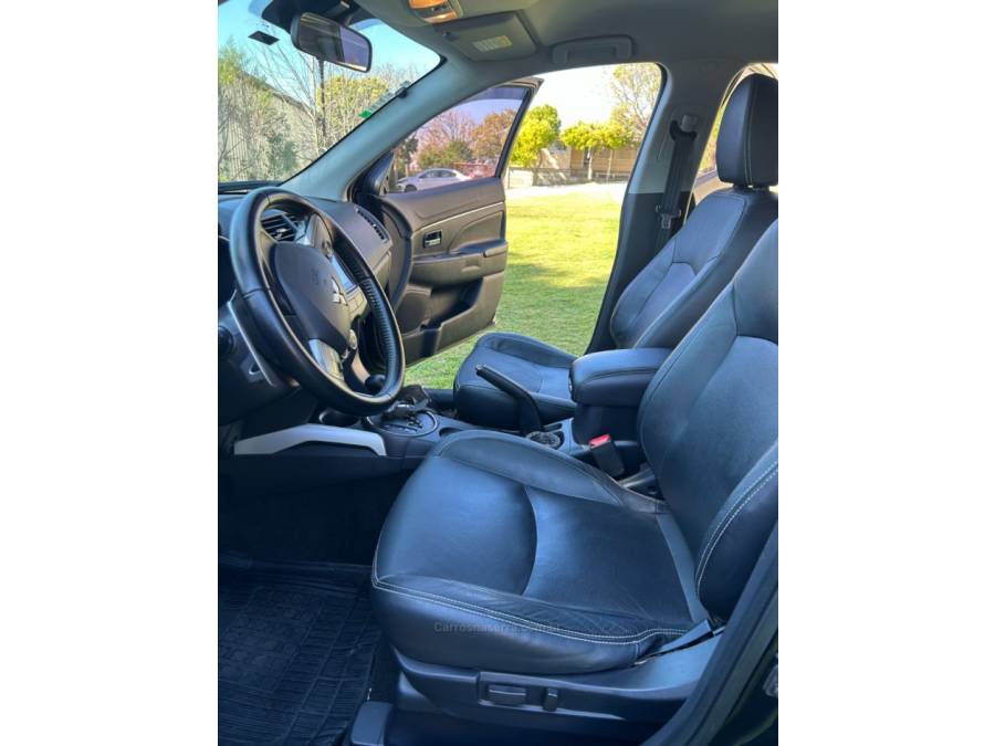 MITSUBISHI - ASX - 2013/2014 - Preta - R$ 77.900,00