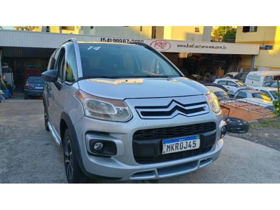 CITROËN - C3 AIRCROSS - 2013/2014 - Prata - R$ 36.900,00