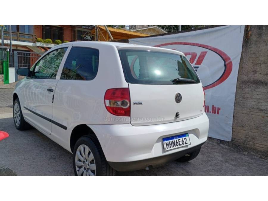 VOLKSWAGEN - FOX - 2007/2007 - Branca - R$ 19.900,00