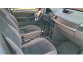 CHEVROLET - MERIVA - 2006/2006 - Prata - R$ 26.900,00