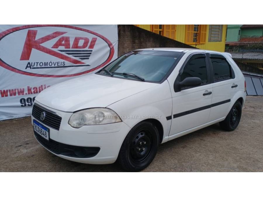 FIAT - PALIO - 2010/2011 - Branca - R$ 29.900,00