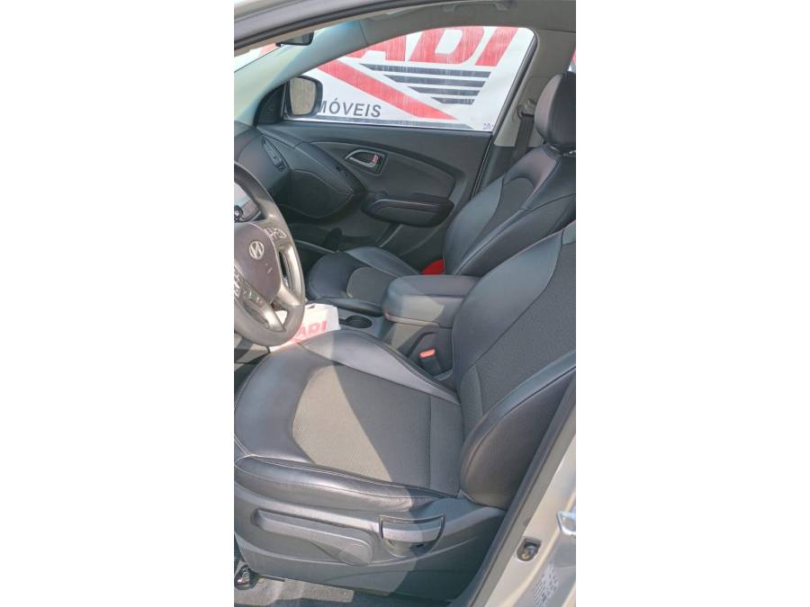 HYUNDAI - IX35 - 2017/2018 - Prata - R$ 92.000,00
