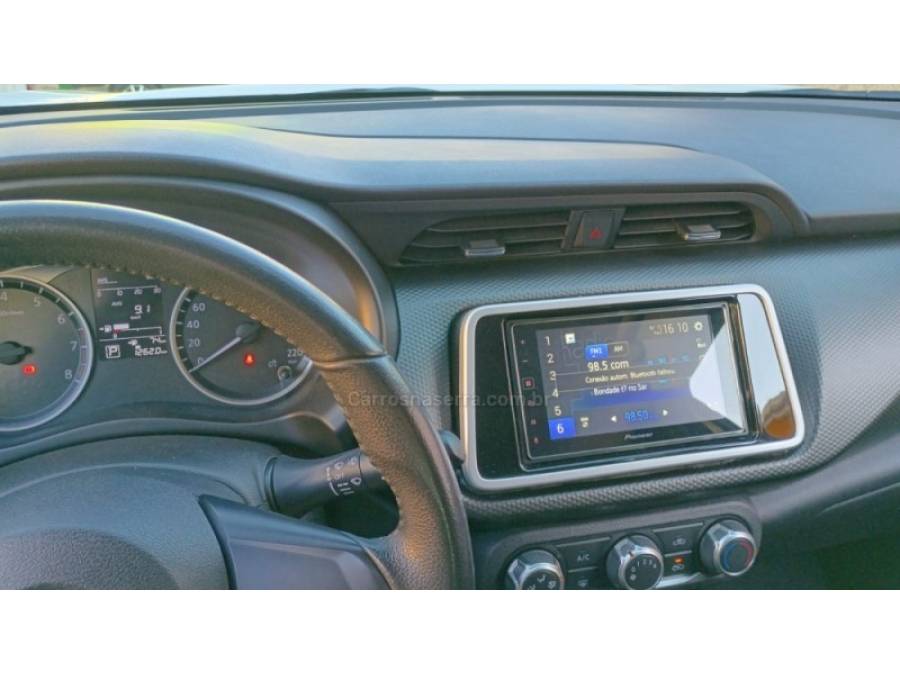 NISSAN - KICKS - 2018/2018 - Branca - R$ 85.000,00