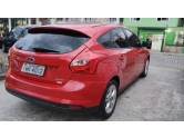 FORD - FOCUS - 2014/2015 - Vermelha - R$ 54.900,00