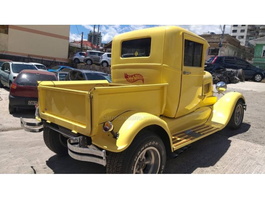 FORD - A - 1929/1929 - Amarela - R$ 185.000,00