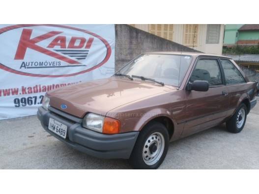 FORD - ESCORT - 1986/1987 - Marrom - R$ 19.900,00
