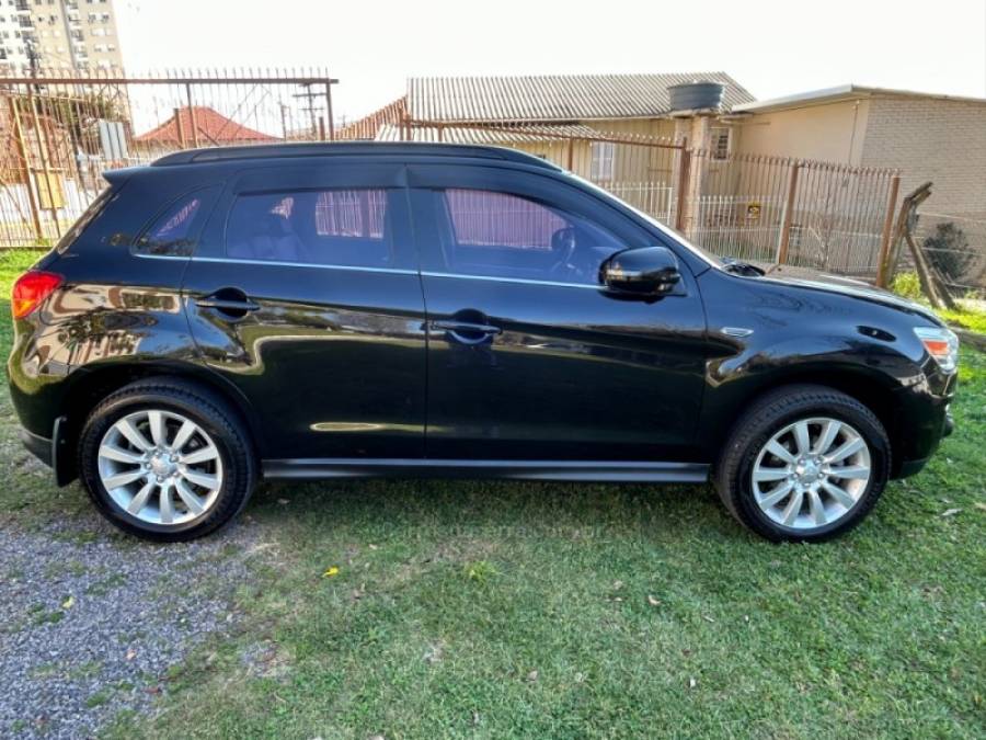 MITSUBISHI - ASX - 2013/2014 - Preta - R$ 77.900,00