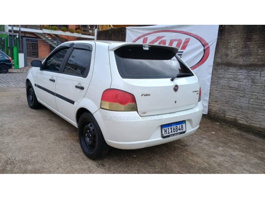 FIAT - PALIO - 2010/2011 - Branca - R$ 29.900,00