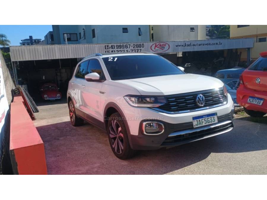 VOLKSWAGEN - T-CROSS - 2020/2021 - Branca - R$ 120.000,00