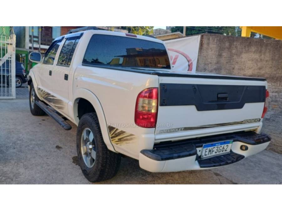 CHEVROLET - S10 - 2009/2010 - Branca - R$ 65.900,00