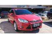 FORD - FOCUS - 2014/2015 - Vermelha - R$ 52.900,00